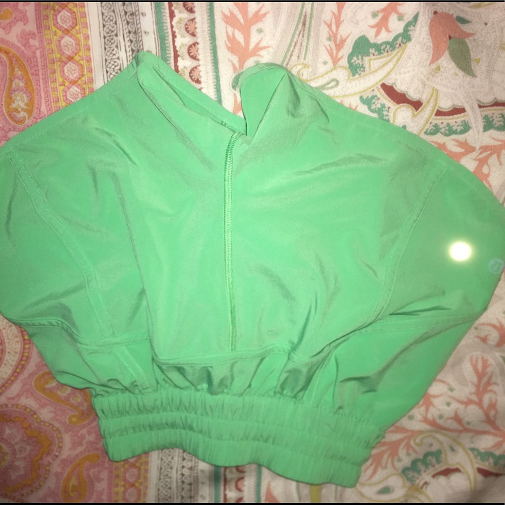 lululemon tracker short v